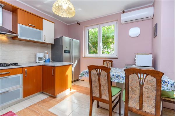 Apartment A1, for 4 persons