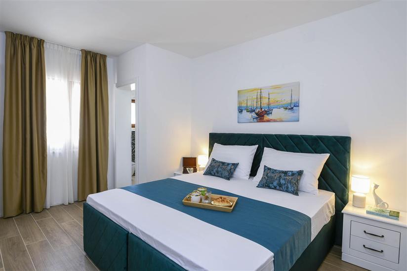 House K1, for 8 persons