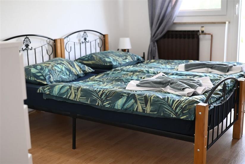 House K1, for 12 persons