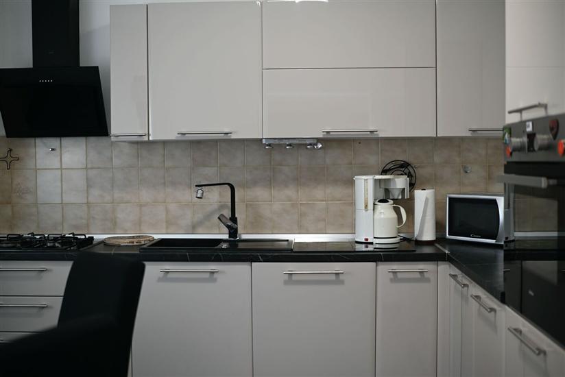 House K1, for 12 persons