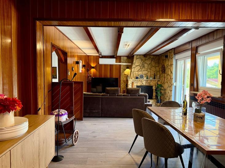 House K1, for 12 persons