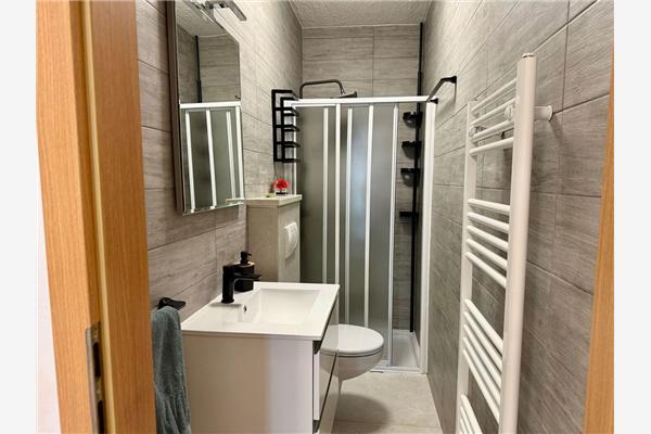 House K1, for 12 persons