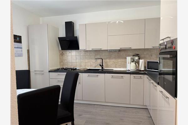 House K1, for 12 persons