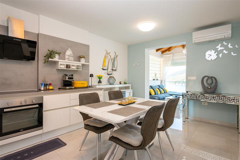 Apartment A1, for 4 persons