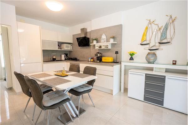 Apartment A1, for 4 persons