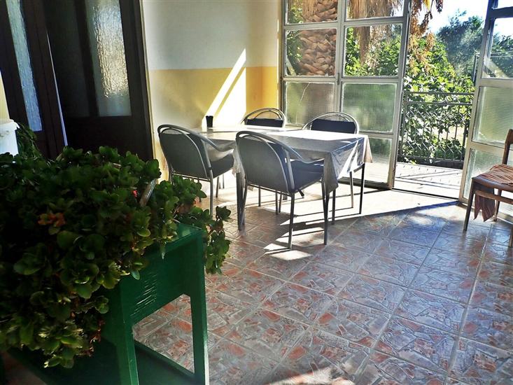 Apartment A4, for 4 persons