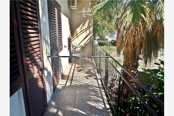 Apartment A4, for 4 persons