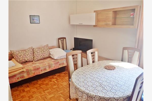 Apartment A4, for 4 persons