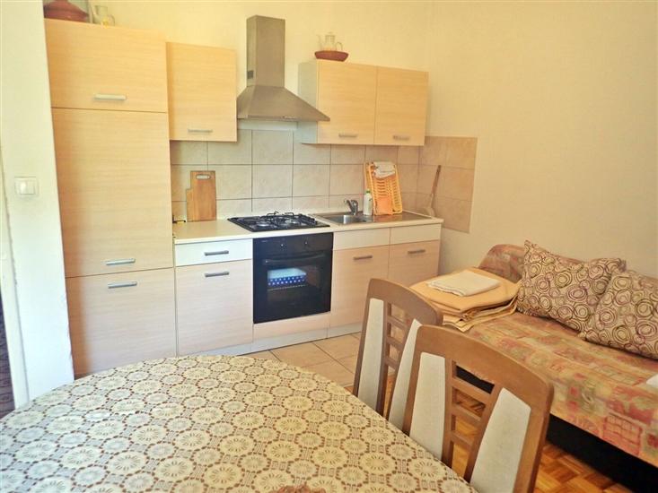 Apartment A4, for 4 persons