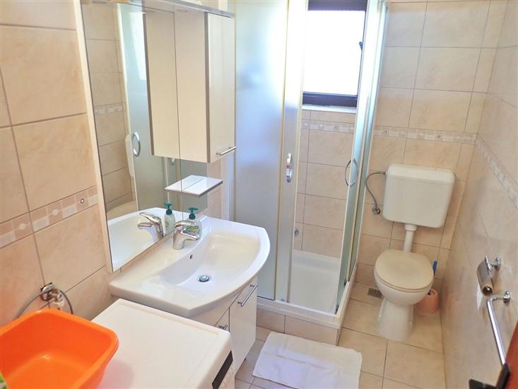 Apartment A4, for 4 persons