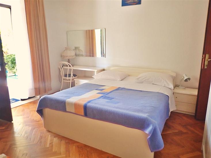 Apartment A4, for 4 persons