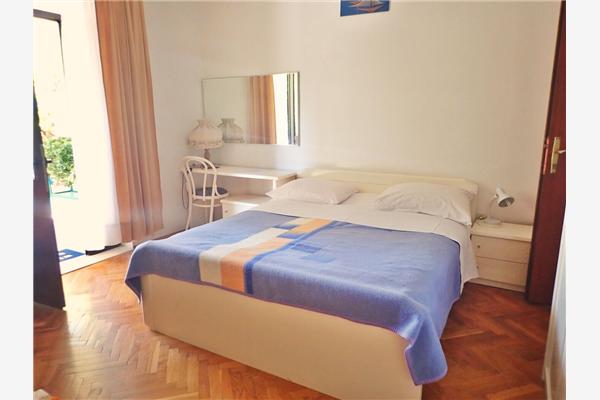 Apartment A4, for 4 persons