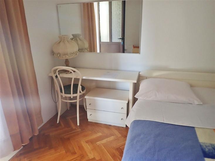 Apartment A4, for 4 persons