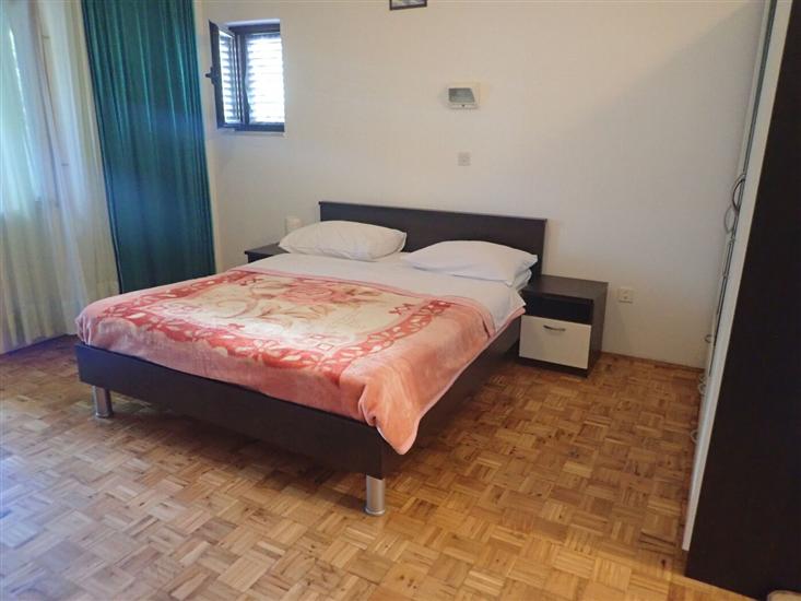 Apartment A5, for 4 persons