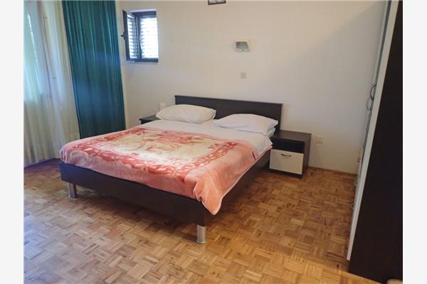Apartment A5, for 4 persons