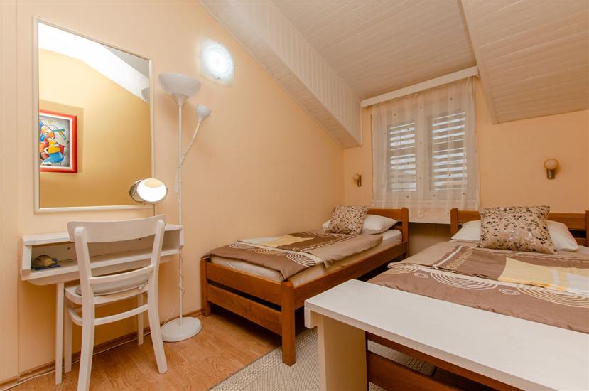 Apartment A2, for 4 persons
