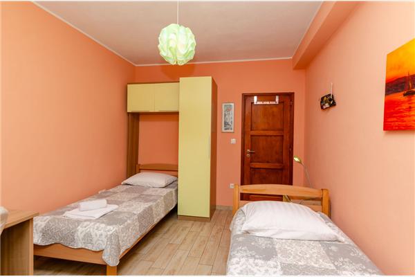 House K1, for 5 persons