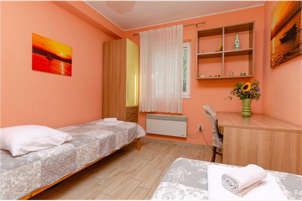 House K1, for 5 persons
