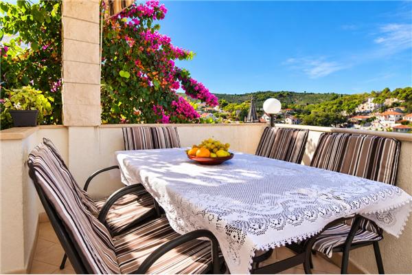 Apartment A1, for 5 persons