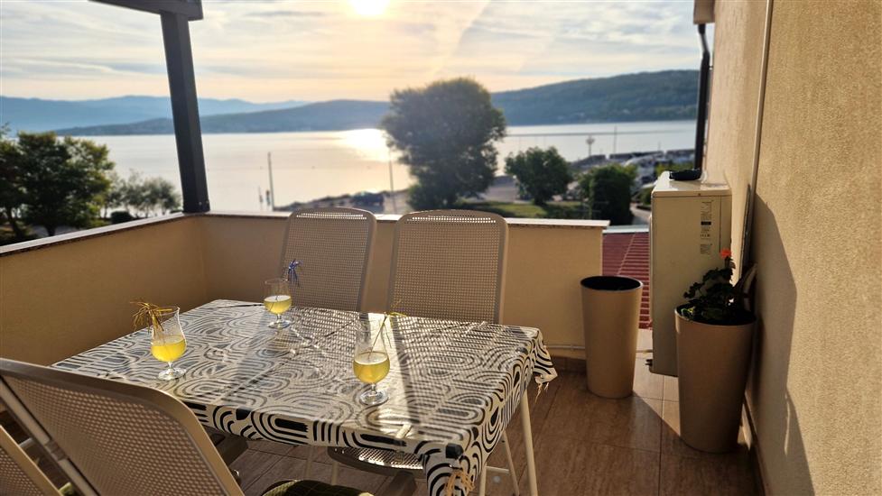 Apartment By the sea