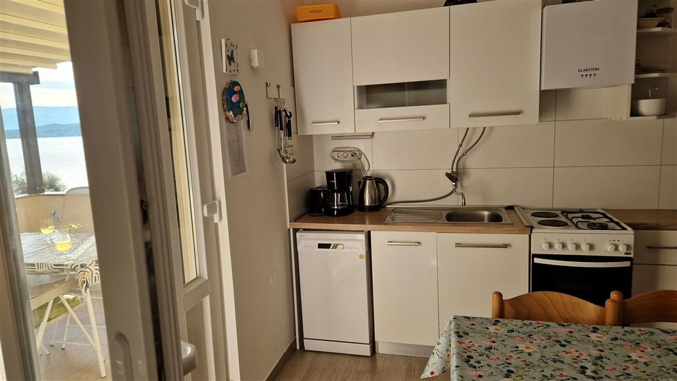 Apartment A1, for 5 persons