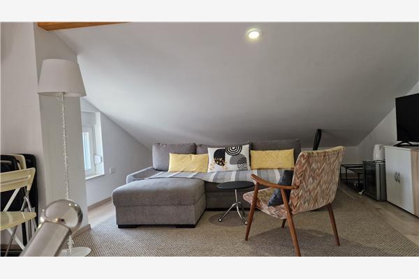 Apartment A1, for 5 persons