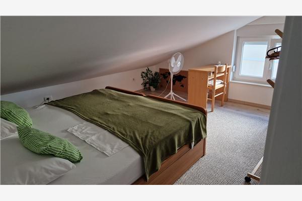 Apartment A1, for 5 persons