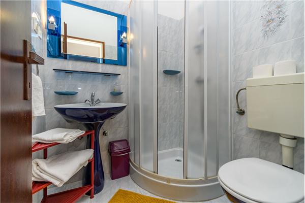 Apartment A1, for 6 persons
