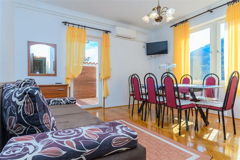 Apartment A1, for 6 persons