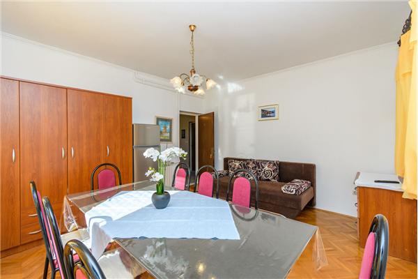 Apartment A1, for 6 persons