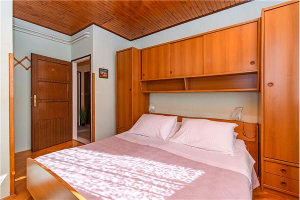 Apartment A1, for 6 persons