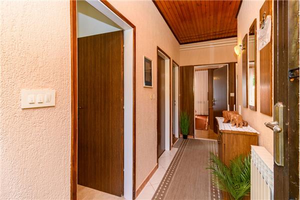 Apartment A1, for 6 persons