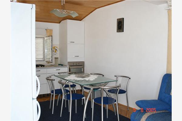 Apartment A2, for 4 persons