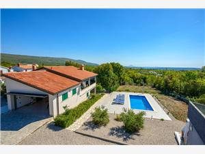House Trget Trget, Size 130.00 m2, Accommodation with pool