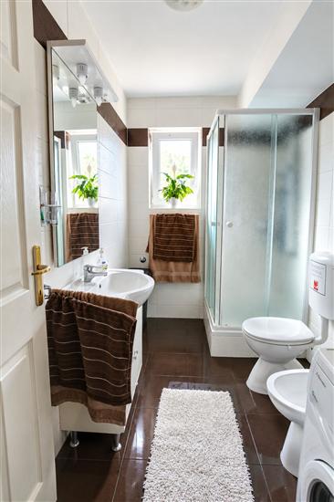 Apartment A1, for 5 persons