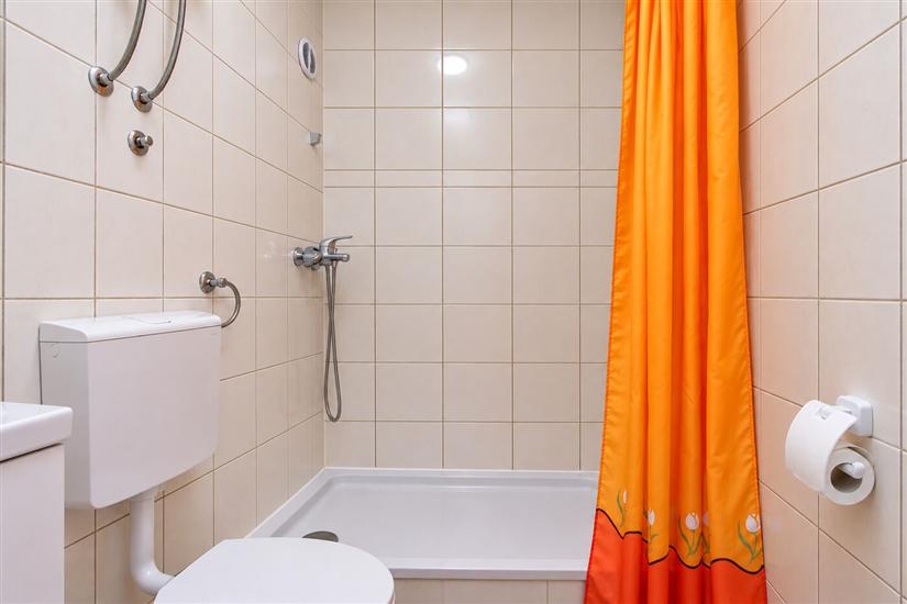 Apartment A2, for 3 persons