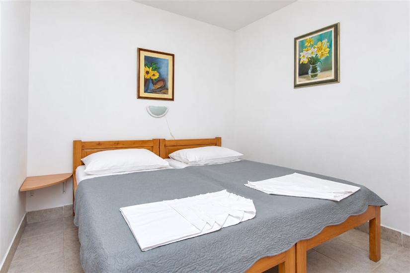 Apartment A2, for 3 persons