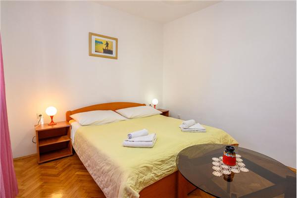 Apartment A1, for 5 persons