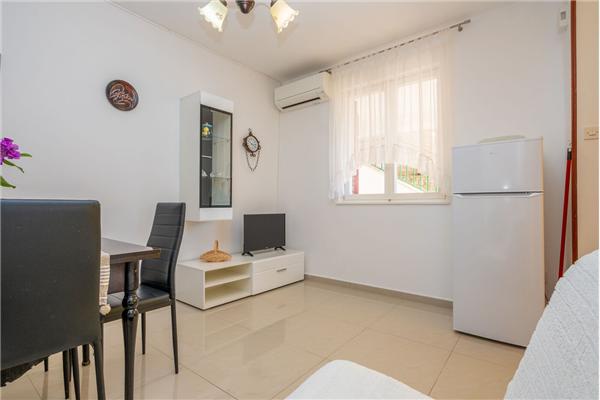 Apartment A1, for 5 persons