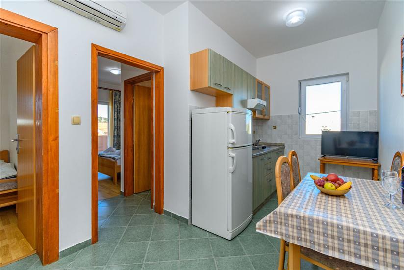 Apartment A1, for 5 persons
