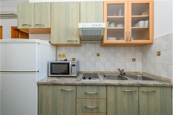 Apartment A1, for 5 persons