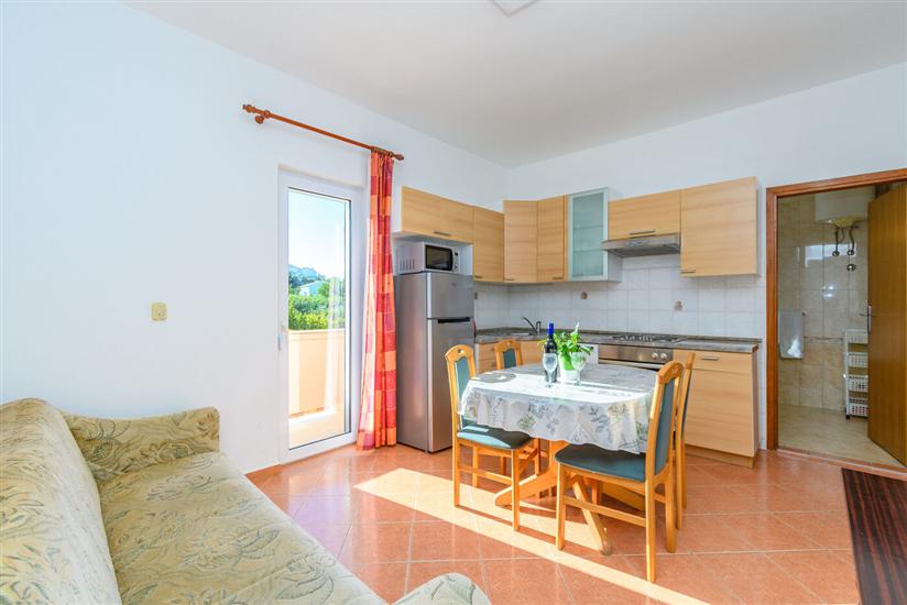 Apartment A2, for 5 persons