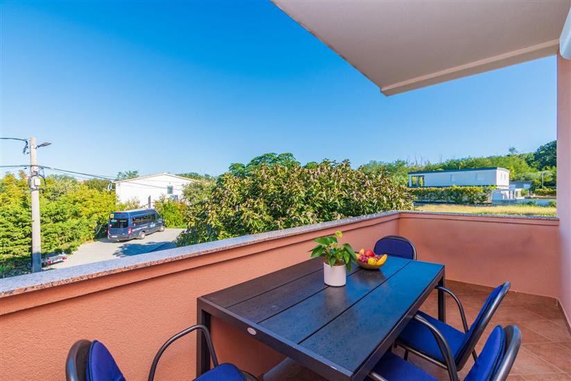 Apartment A2, for 5 persons