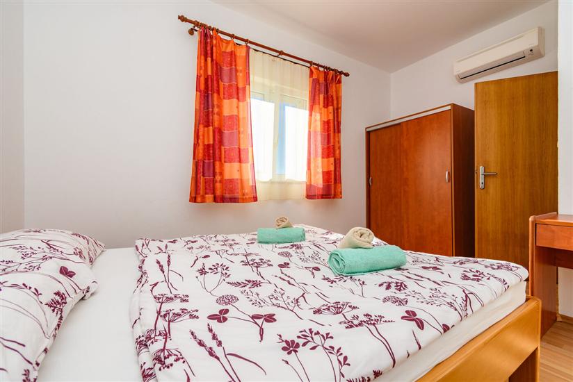 Apartment A2, for 5 persons