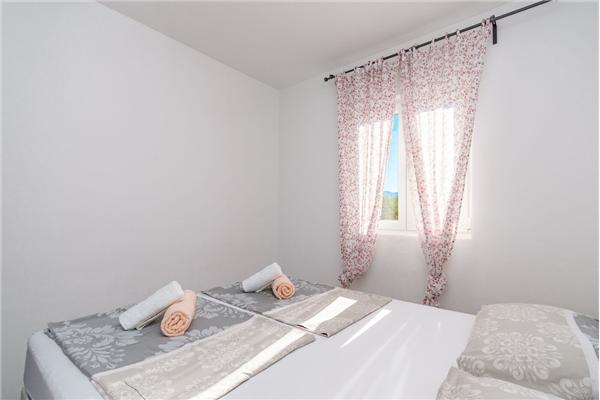 Apartment A3, for 5 persons