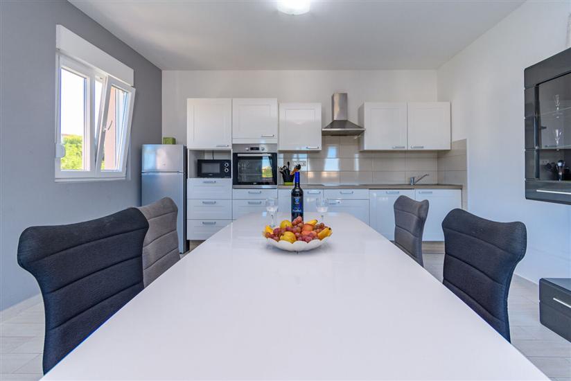 Apartment A3, for 5 persons