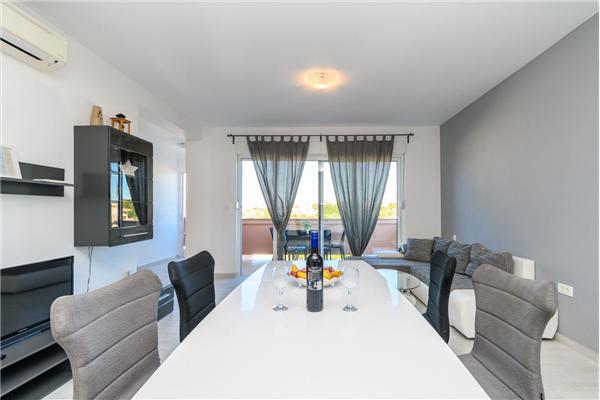 Apartment A3, for 5 persons