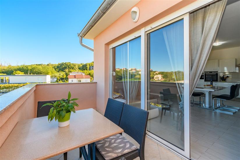 Apartment A3, for 5 persons