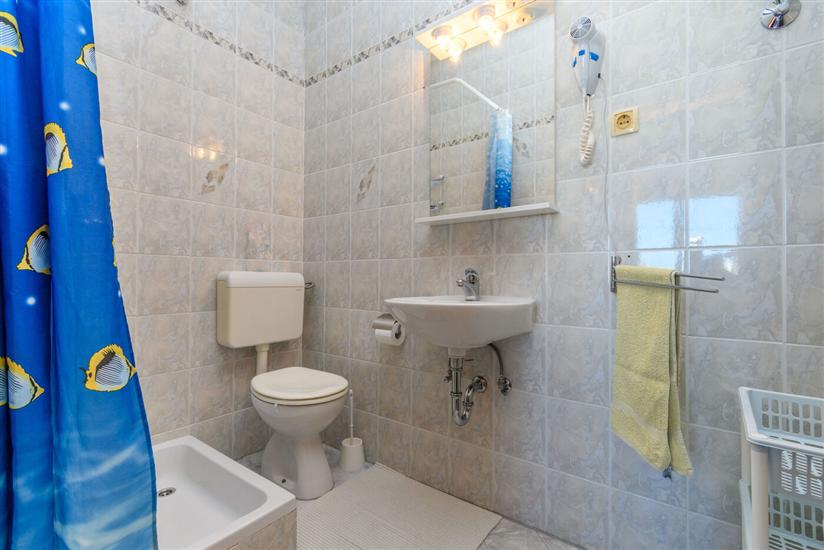 Room S1, for 2 persons
