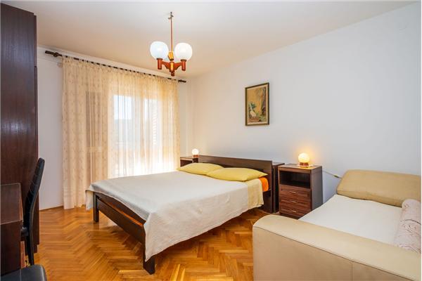 Apartment A3, for 5 persons